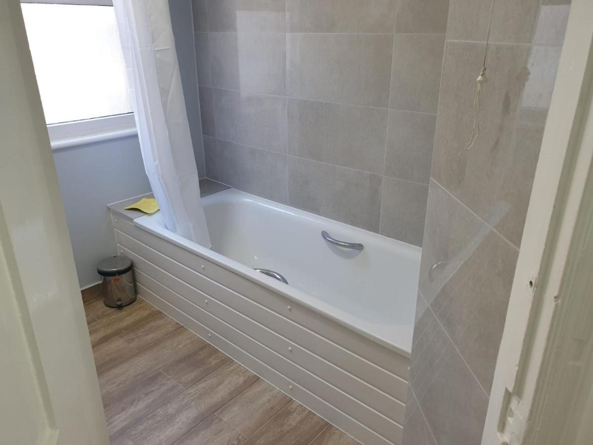 Burney Tomar House Apartment Croydon Bagian luar foto