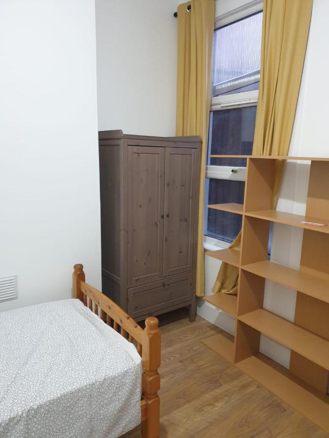 Burney Tomar House Apartment Croydon Bagian luar foto