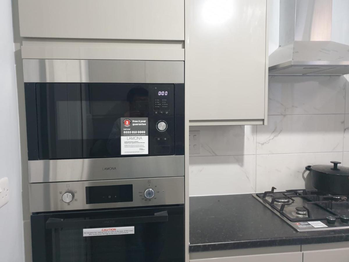 Burney Tomar House Apartment Croydon Bagian luar foto