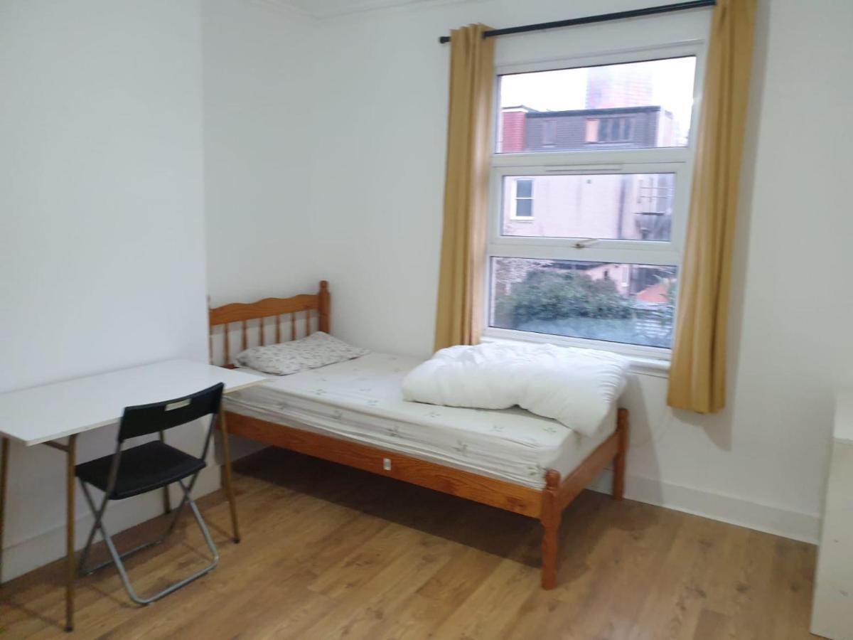 Burney Tomar House Apartment Croydon Bagian luar foto